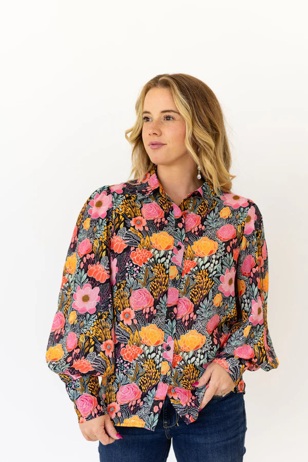 BLOSSOM BUTTON UP