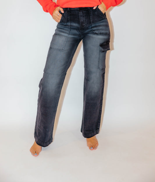 RETRO BLACK CARGO JEANS